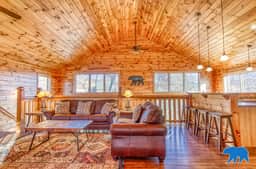 Blue Bear Lodge - Image 5